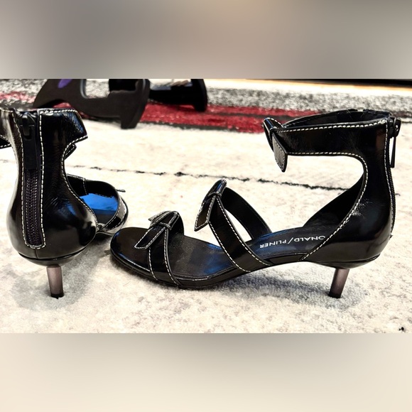 Donald J Pliner Women's Cady
Sandal - Picture 9 of 14